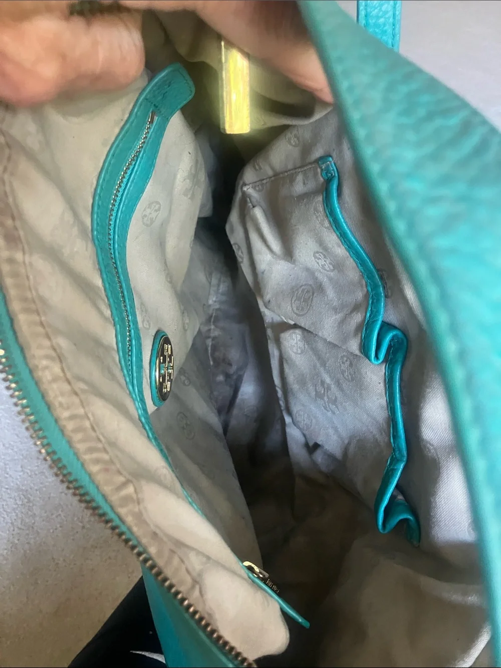 Tory Burch Amanda Crossbody turquoise  blue Hobo Large Bag